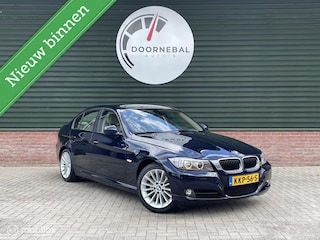 BMW 320i Executive / 62DKM ! / LEDER / XENON