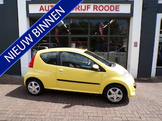 Peugeot 107 1.0-12V XS AIRCO,NIEUWE APK !!