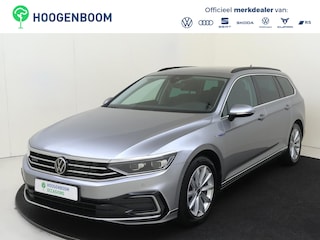 Volkswagen Passat Variant 1.4 TSI PHEV GTE Business | SoH 98% | Trekhaak | Digital cockpit Pro | LED matrix verlichting | Stoel- en stuurwielverwarming | Dodehoek detectie | Parkeerassistent | Keyless |