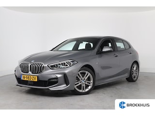 BMW 118i Business Edition M Sport | 1e Eigenaar! | Dealer Onderhouden! | Sportstoelen | LED | Clima | Navi | Half Leder | Keyless | Lichtmetalen Velgen | Parkeersensoren V+A