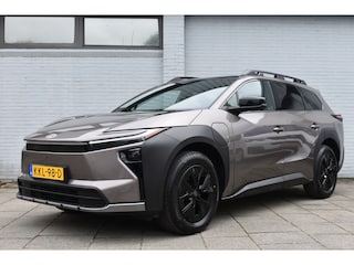 Toyota bZ4X Touring Executive AWD 75 kWh Automaat 380pk | Panoramadak | JBL |  Stoelverwarming achterbank | Stoelventilatie voor | Demonstratieauto, wordt mee gereden
