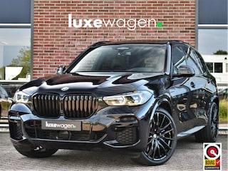 BMW X5 xDrive45e M-Sport SkyLounge M-zetels 4WS ACC Trekh 360 2xTV Carbon HUD