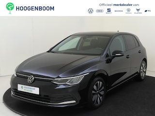 Volkswagen Golf 1.5 TSI Life Business | Navigatie | Stoel- en stuurwielverwarming | Adaptieve cruise control | Parkeersensoren | Elektrisch inklapbare buitenspiegels | CarPlay | 3-zone airco |