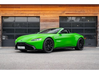 Aston Martin Vantage Roadster 4.0 510pk | Kermit Green
