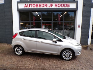 Ford Fiesta 1.25 Ghia CLIMA,LMV !!