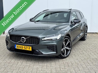 Volvo V60 2.0 T6 Plug-in hybrid AWD Ultra Dark|Head-up|360 camera|19" lm velgen