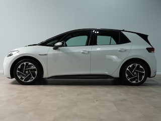Volkswagen ID.3 First 58 kWh | Trekhaak | Navigatie | Android/Carplay | Stoelverw. 218