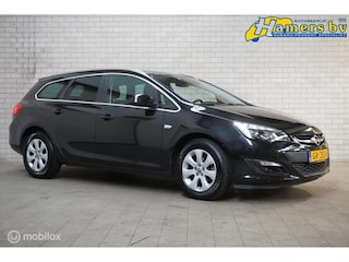 Opel Astra Sports Tourer 1.4 Turbo Blitz