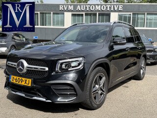 Mercedes-Benz GLB 200 Business Solution AMG PANORAMADAK | SFEERVERLICHTING | ELEKTRISCHE TREKHAAK | CAMERA | STOELVERWARMING | MERCEDES-DEALER ONDERHOUDEN | MERCEDES GARANTIE T/M 05-2028