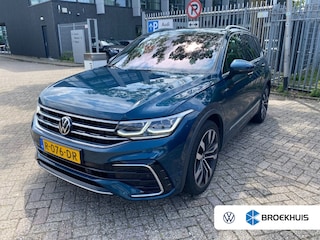 Volkswagen Tiguan 1.5 TSI 150PK R-Line Business+ DSG-7 | PANORAMA DAK | APP. CONNECT | CAMERA | NAVIGATIE | ADAPT. CRUISE | FULL LED | DAB+ | CLIMATE CONTROL