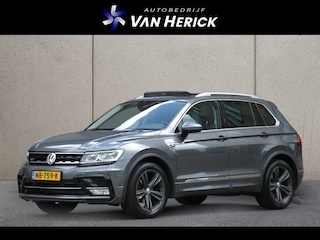 Volkswagen Tiguan 1.4 TSI 150PK Automaat R-Line | Panoramadak | Trekhaak | Stoelverwarming