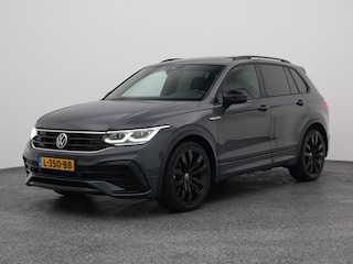 Volkswagen Tiguan 1.5 TSI R-Line | PANO | 360° | ADAPTIVE | H&K | STOEL- EN STUURVERW. | TREKHAAK