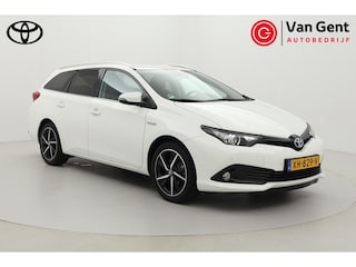 Toyota Auris Touring Sports 1.8 Hybrid Dynamic Ultimate | Trekhaak | Navigatie | Stoelverwarming | Keyless | Parkeersensoren voor/achter | Cruise Control | Clima | Camera | 17 inch | Rijstrooksensor | Bluetooth