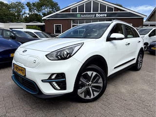 Kia Niro e-Niro DynamicLine 64 kWh Trekhaak, Camera, App Connect