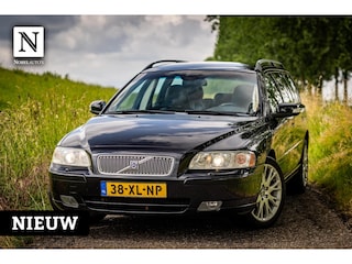 Volvo V70 2.4 Edition Sport |Nap |Leder |Trekhaak |Handbak
