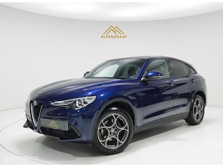 Alfa Romeo Stelvio 2.0 T 280PK Q4 AWD Super Veloce Pack|Keyless|Leder|LED|bi-xenon|Camera|Navi|