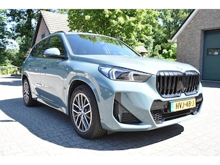 BMW X1 2.5 E X Drive aut Hybrid M Sportpakket X1 2.5E X Drive M Sport Pro Cape York green metallic