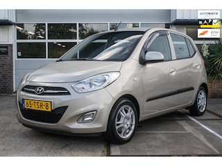 Hyundai i10 1.2 Plus 4-Cilinder 86PK NL-auto [ Airco Parkeersensoren AUX USB Elektrische Ramen Centrale Vergrendeling ]