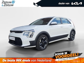 Kia Niro Light 64.8 kWh | Navigatie | Camera | Adaptieve cruise control | Apple Carplay / Android Auto | Keyless met startknop | |Parkeersensoren achter |