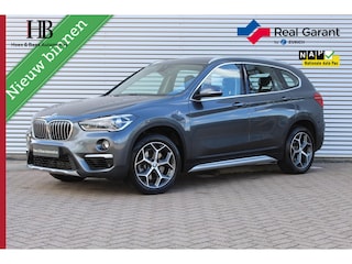 BMW X1 sDrive20i Orange Ed Trekhaak/Sportstoel/Groot NAVI