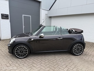 Mini Cooper Cabrio 1.6 Automaat Leer Xenon 18 inch Navigatie