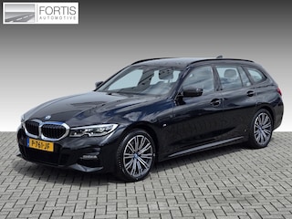 BMW 3-serie Touring 320e Business Edition Plus NL-AUTO | LEDER | M-PAKKET