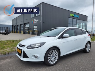 Ford Focus 1.6 Ecoboost 150 pk Titanium 17" Achterspoiler Trekhaak
