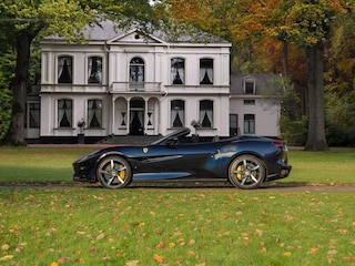 Ferrari Portofino M 3.9 V8 | VERWACHT | Blu America! | Pass. display | Veel alcantara! | Carbon interieur