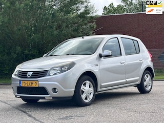 Dacia Sandero 1.2 Blackline Airco*LM velgen*NAP*Nieuwe APK*2e eigenaar*