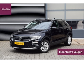 Volkswagen T-Roc 1.5 TSI Style Business Trekhaak Carplay Adaptive Cruise