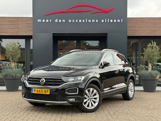 Volkswagen T-Roc 1.5 TSI 150pk Sport Business R