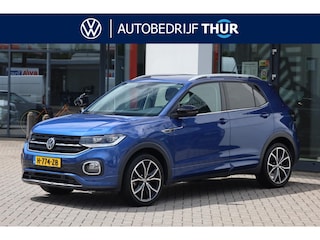 Volkswagen T-Cross 1.0 TSI Style R-Line achteruitrijcamera digitalcockpit 18" LMV spiegel pakket lendesteun LED verlichting pdc voor en achter navigatie stoelverwarming ACC multifunctioneel stuurwiel side assist dodehoek sensor