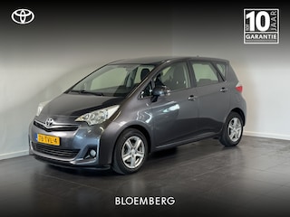 Toyota Verso-S 1.3 VVT-i Aspiration | Trekhaak | Navigatie | Lage KM Stand |