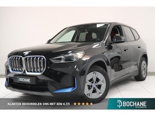 BMW iX1 xDrive30 Launch Edition 67 kWh | PANO | Camera | SoH 94,4 % | Sportstoelen | Matrix LED |