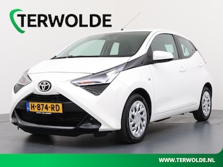 Toyota Aygo 1.0 VVT-i x-play | Airco | Parkeercamera |