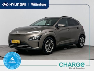 Hyundai Kona EV Fashion 64 kWh | SoH 95,7% | WLTP 484km | All Season | Head-up display | Dodehoek | Navigatie | Camera |