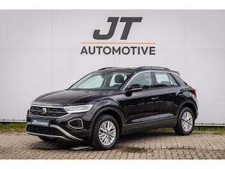 Volkswagen T-Roc 1.5 TSI Life nlauto Stoelverwarming | PDC | Adaptive cruise | Dab | Digitaal dashboard | Carplay