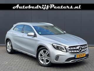 Mercedes-Benz GLA 180 Aut. Sportstoelen Leder Navi Camera Cruise