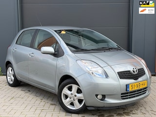 Toyota Yaris 1.3 VVTi Luna |AUTOMAAT|5-deurs|CarPlay|Trekhaak|Climate Control|Elektrische Ramen