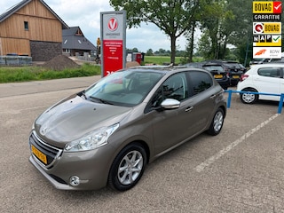 Peugeot 208 1.2 VTi Oxygo | Origineel Nederlands | Cruise Control | Afneembare trekhaak