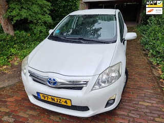 Toyota Auris 1.8 Full Hybrid Aspiration Navi