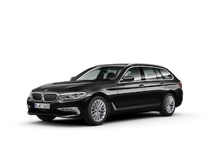 BMW 5-serie Touring 540i xDrive Pano Nappa Leder Trekhaak Dealer oh.