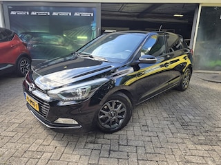 Hyundai i20 1.0 T-GDI Black Edition | 2E EIGENAAR | 12MND GARANTIE | CAMERA | NAVI | CRUISE | LMV |