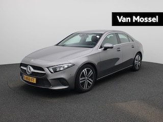 Mercedes-Benz A-klasse 200 Business Solution Luxury | ACHTERUITRIJCAMERA | AMBIENT SFEERVERLICHTING | STOELVERWARMING | LEDEREN BEKLEDING | LED | NAVIGATIE |