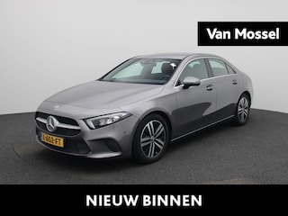 Mercedes-Benz A-klasse 200 Business Solution Luxury | ACHTERUITRIJCAMERA | AMBIENT SFEERVERLICHTING | STOELVERWARMING | LEDEREN BEKLEDING | LED | NAVIGATIE |