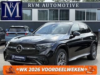 Mercedes-Benz GLC 300e 4MATIC AMG Line SUPER COMPLEET| MEMORY STOELEN| BURMESTER 3D AUDIO DIGITAL LIGHT| 360 CAMERA| ELEKTRISCHE ACHTERKLEP| ADAPTIEVE CRUISE CONTROL| DODE HOEK| CARPLAY| SFEERVERLICHTING