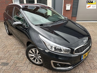 Kia Ceed Cee'd Sportswagon 1.6 GDI DynamicLine / Camera / Navi / PDC / NAP