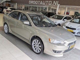 Mitsubishi Lancer Sports Sedan 1.8 Instyle Automaat Airco, Cruise Control, Trekhaak, Stuurbekrachtiging