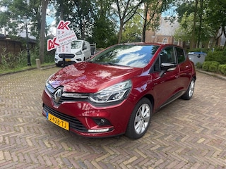 Renault Clio 1.2 TCe Limited. Navi/LMV/PDC. Wij zijn altijd de goedkoopste met de beste Vakgarare service!