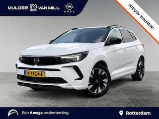 Opel Grandland Ultimate 1.2 Turbo 130pk EAT8 | ALCANTARA / LEDER | TREKHAAK | MATRIX LED | TWO-TONE! | 360° CAMERA | NAVI | AGR-STOELEN | ISOFIX |